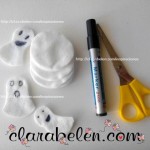 Rápidos fantasmas para decorar en Halloween hechos con discos de algodón